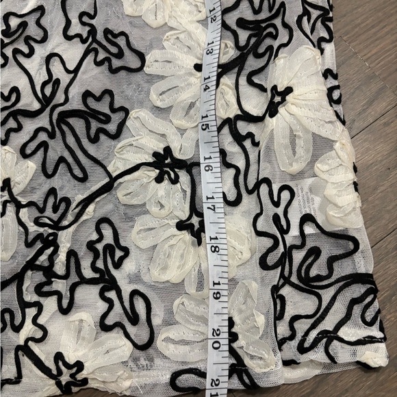 Anthropologie Meadow Rue Sheer Floral Shirt - Size M - Picture 6 of 7